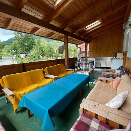 Апартаменты Haus Schwarzenbach Вайсбриах Экстерьер фото